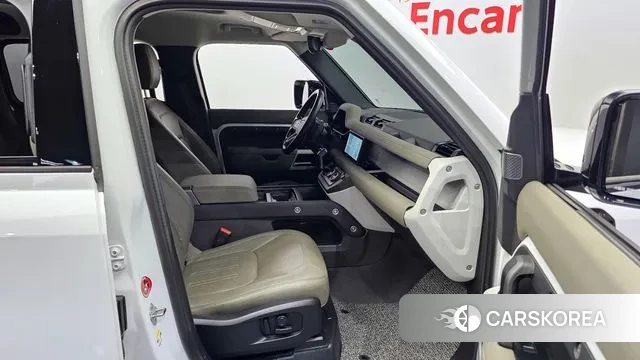 Land Rover Defender (L663) 2021 Белый из Кореи, фото 2