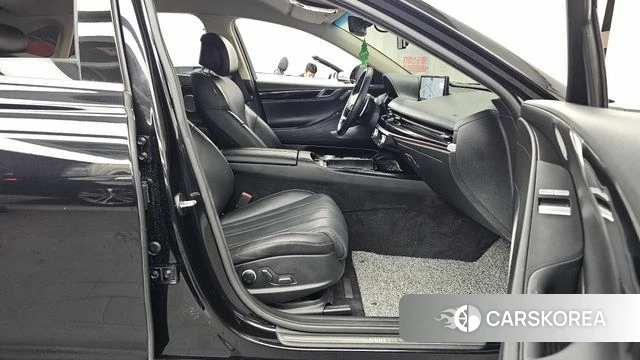 Genesis G80 (RG3) 2022 Черный из Кореи, фото 2