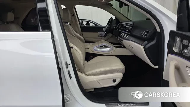 Mercedes-Benz GLE-Class W167 2023 Белый из Кореи, фото 2