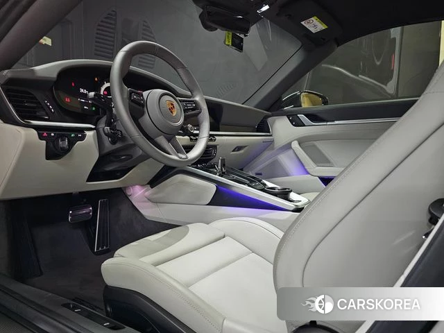 Porsche 911(992) 2023 Белый из Кореи, фото 2
