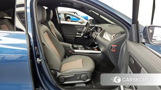 Mercedes-Benz EQA H243 2022 Синий из Кореи, фото 2