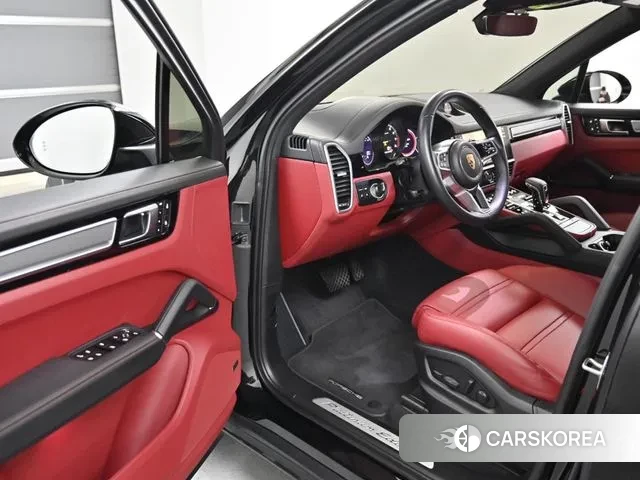 Porsche Cayenne (PO536) 2023 Черный из Кореи, фото 2