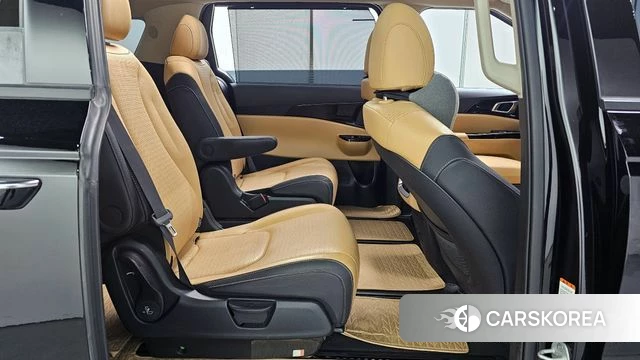 Kia Carnival 4th generation 2023 Черный из Кореи, фото 2