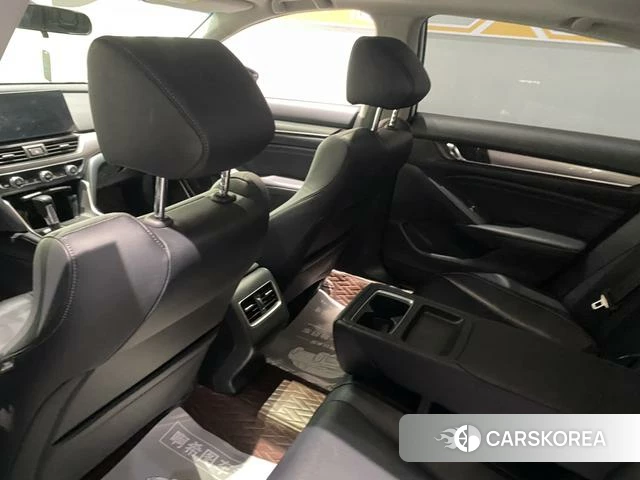 Honda Accord 2021 Белый из Китая, фото 2