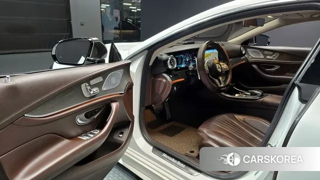 Mercedes-Benz CLS-Class C257 2020 Белый из Кореи, фото 2