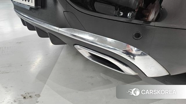 Mercedes-Benz GLC-Class X253 2023 Черный из Кореи, фото 2