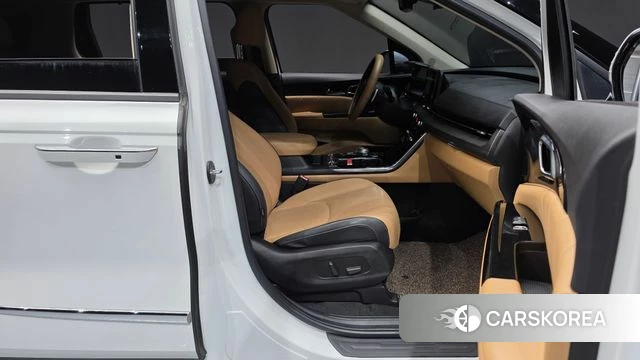 Kia Carnival 4th generation 2022 Белый из Кореи, фото 2