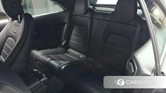 Mercedes-Benz C-Class W205 2020 Белый из Кореи, фото 2