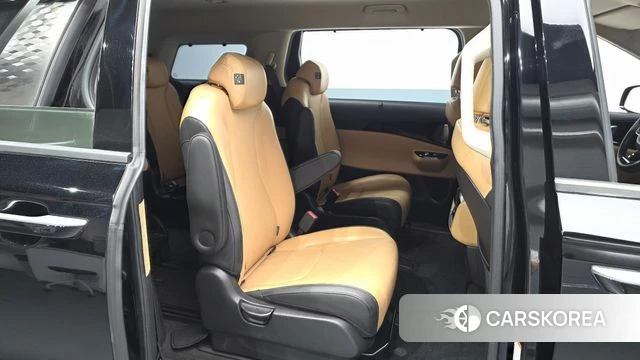 Kia Carnival 4th generation 2021 Черный из Кореи, фото 2