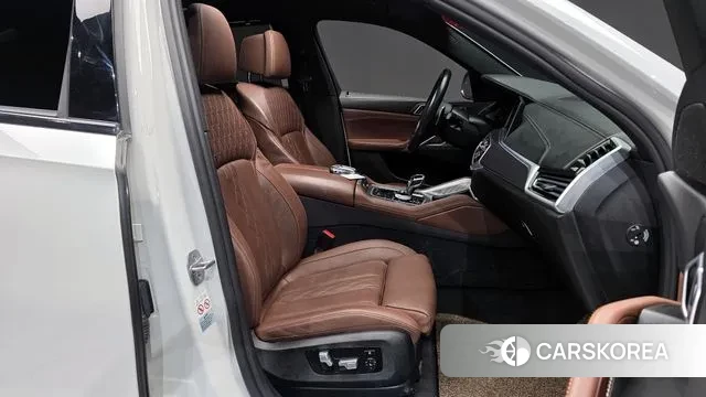 BMW X6 (G06) 2021 Белый из Кореи, фото 2