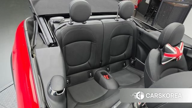 Mini Cooper Convertible 2024 Красный из Кореи, фото 2