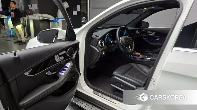Mercedes-Benz GLC-Class X253 2020 Белый из Кореи, фото 2
