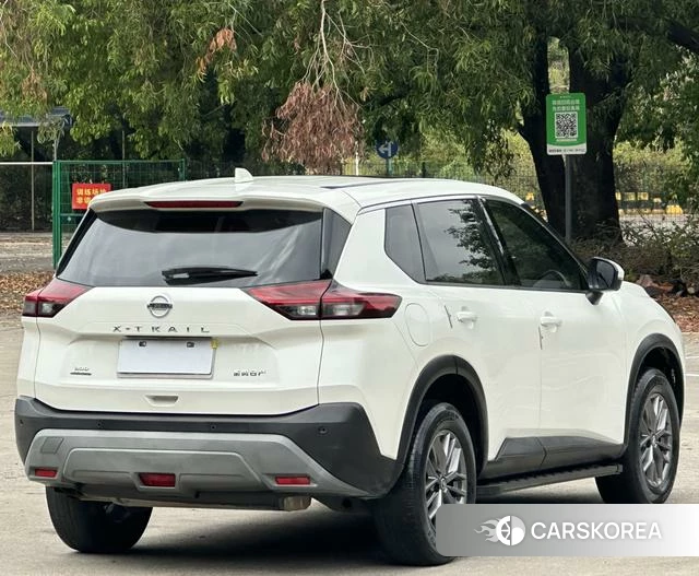 Nissan Qijun 2022 Белый из Китая, фото 2