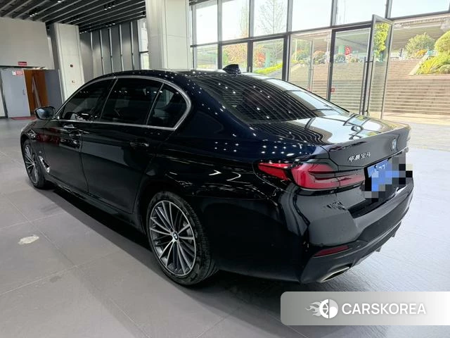 BMW 5 series 2024 Черный из Китая, фото 2