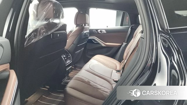 BMW X6 (G06) 2025 Черный из Кореи, фото 2