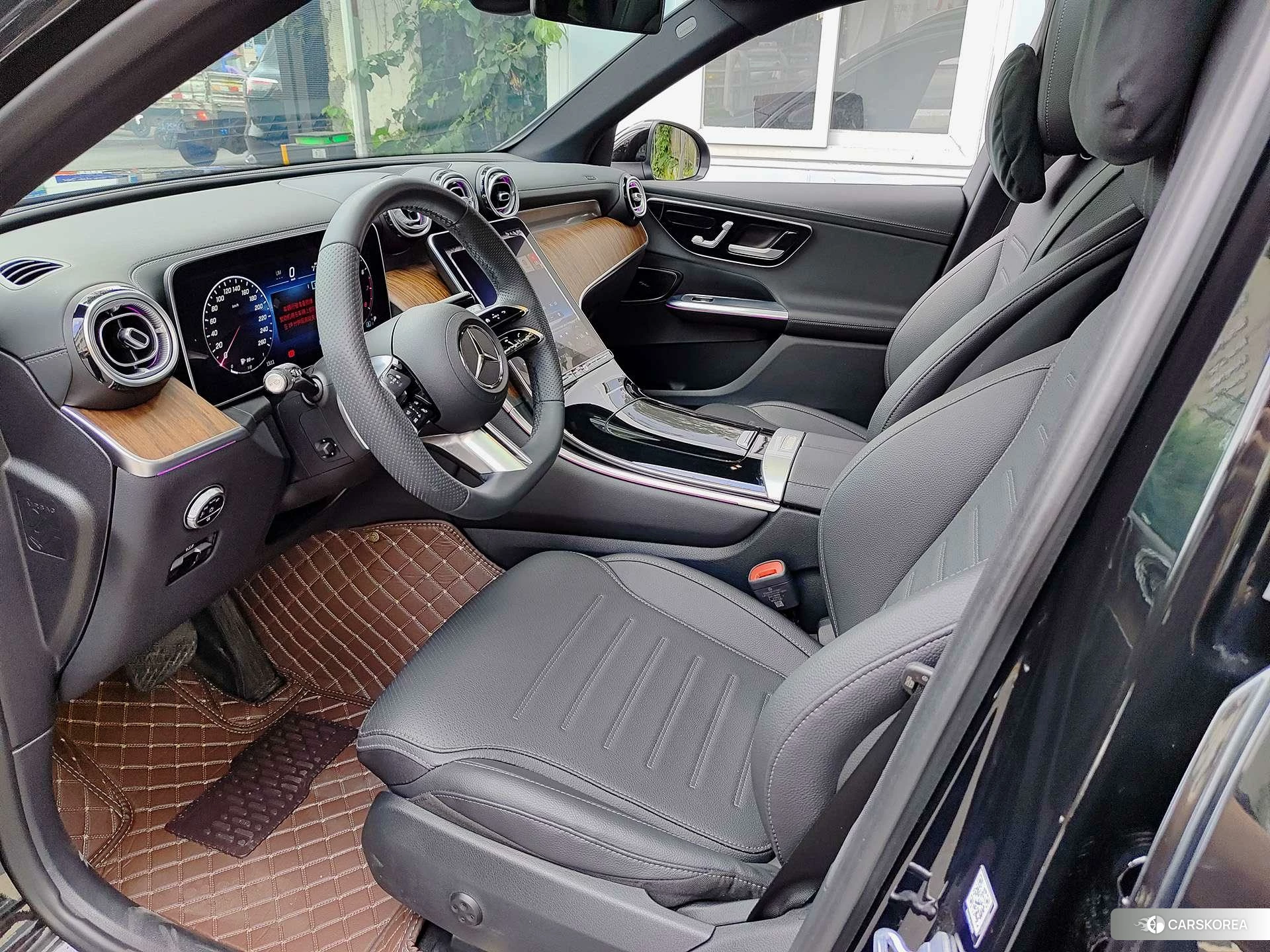 Mercedes-Benz GLC 2023 Черный из Китая, фото 2