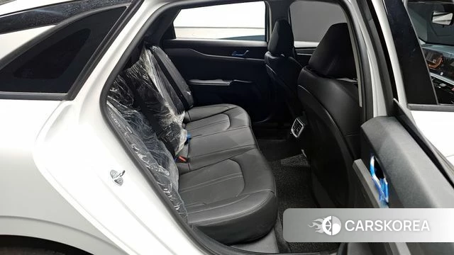 Kia The New K5 3rd generation 2024 Белый из Кореи, фото 2