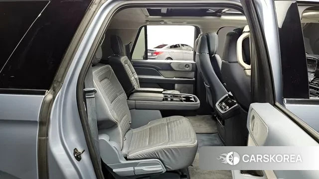 Lincoln Navigator 4th generation 2018 Небесно-голубой из Кореи, фото 2