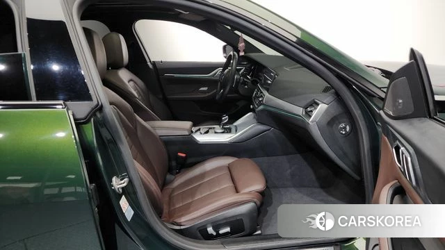 BMW 4 Series (G22) 2021 Зеленый из Кореи, фото 2