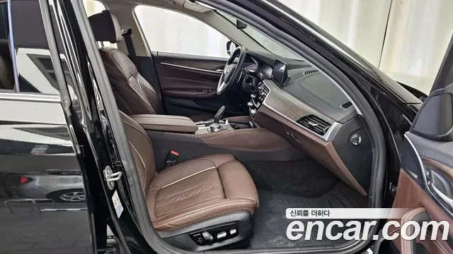 BMW 5 Series (G30) id 2210686 из Кореи 2