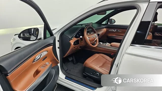 Genesis GV70 2022 Белый из Кореи, фото 2