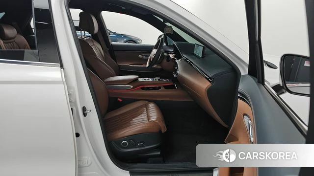 Genesis GV70 2022 Белый из Кореи, фото 2