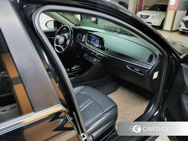 Hyundai Sonata Hybrid (DN8) 2022 Черный из Кореи, фото 2