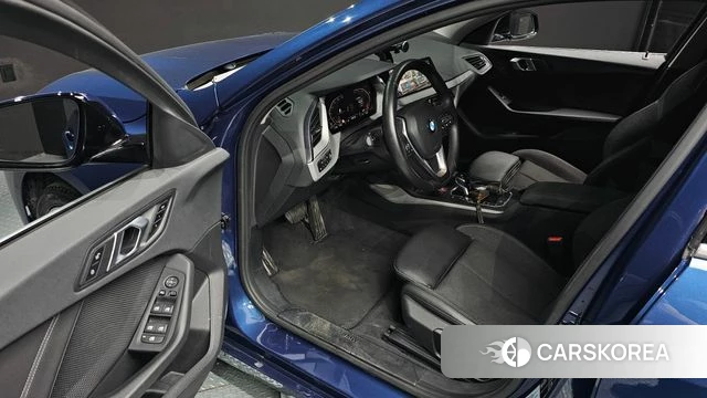 BMW 1 Series (F40) 2021 Синий из Кореи, фото 2