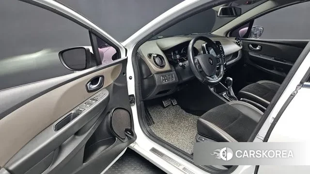 Renault Korea (Samsung) Clio 2018 Белый из Кореи, фото 2