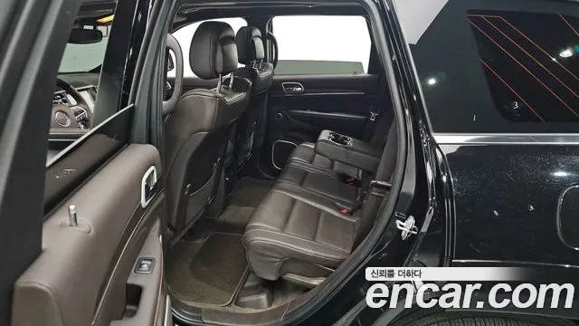 Jeep Grand Cherokee id 2677057 из Кореи 2
