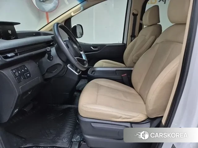 Hyundai Staria 2022 Белый из Кореи, фото 2