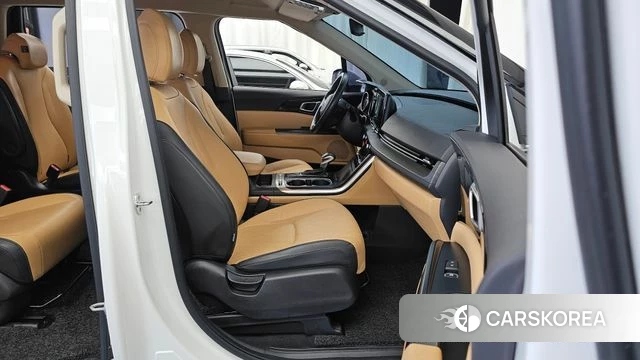 Kia Carnival 4th generation 2021 Белый из Кореи, фото 2
