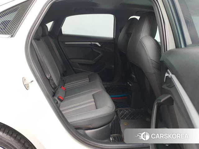 Audi A3 2024 Белый из Китая, фото 2