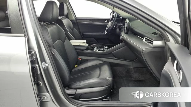 Kia K5 3rd generation 2022 Серебристо-серый из Кореи, фото 2