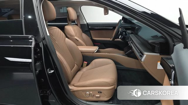 Hyundai Grandeur Hybrid (GN7) 2025 Черный из Кореи, фото 2