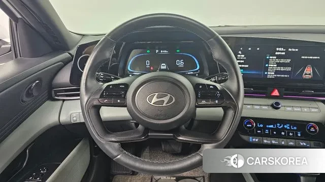 Hyundai The New Avante (CN7) 2023 Белый из Кореи, фото 2