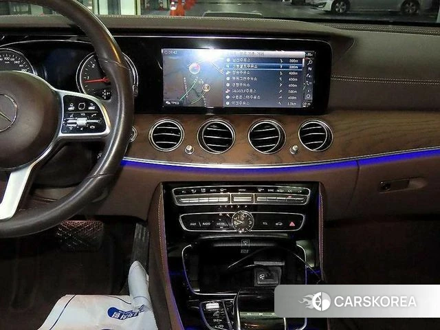 Mercedes-Benz E-Class W213 2020 Белый из Кореи, фото 2