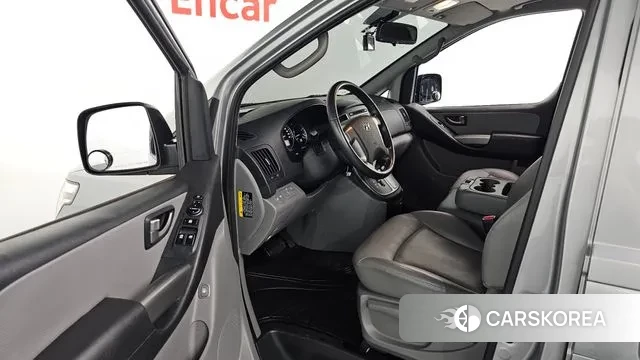 Hyundai The New Grand Starex 2019 Серебристо-серый из Кореи, фото 2