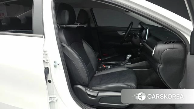 Kia Come New K3 2021 Белый из Кореи, фото 2