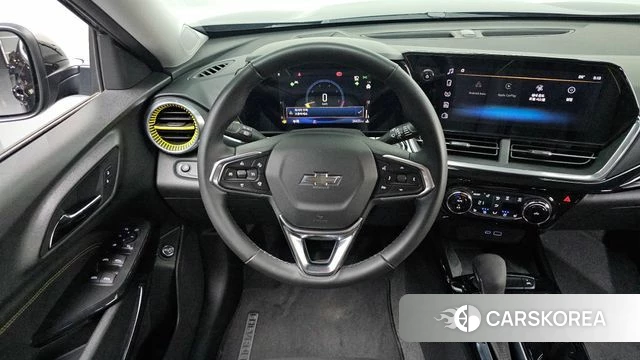 Chevrolet (GM Daewoo) Trax Crossover 2024 Черный из Кореи, фото 2