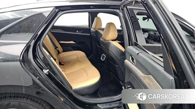 Kia K5 Hybrid 3rd Generation 2023 Черный из Кореи, фото 2