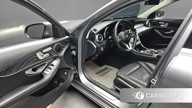 Mercedes-Benz C-Class W205 2019 Серый из Кореи, фото 2