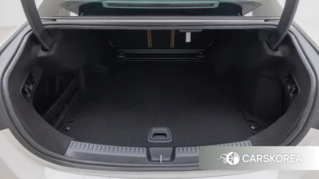 Mercedes-Benz E-Class W214 2024 Белый из Кореи, фото 2