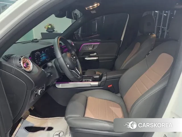 Mercedes-Benz EQB X243 2022 Белый из Кореи, фото 2