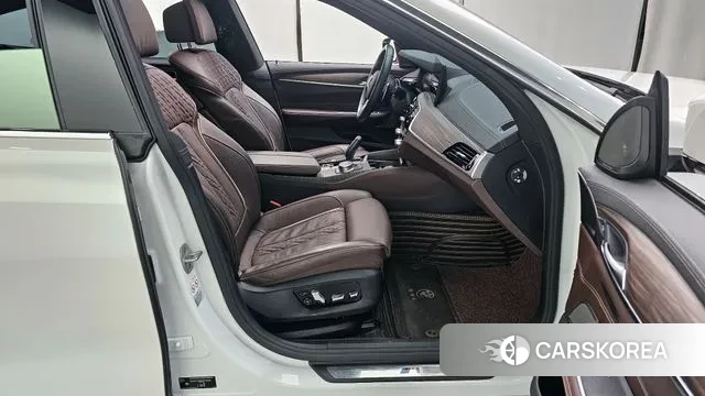 BMW 6 Series GT (G32) 2020 Белый из Кореи, фото 2