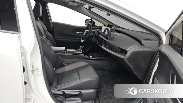 Toyota Prius 5th Generation 2024 Белый из Кореи, фото 2