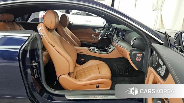 Mercedes-Benz E-Class W213 2019 Синий из Кореи, фото 2