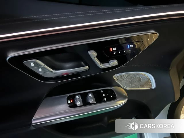 Mercedes-Benz EQE V295 2023 Белый из Кореи, фото 2