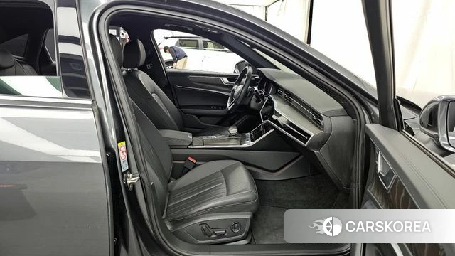Audi A6 (C8) 2020 Серый из Кореи, фото 2