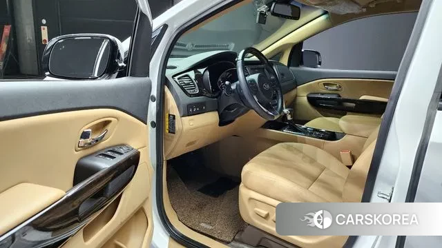 Kia The New Carnival 2019 Белый из Кореи, фото 2